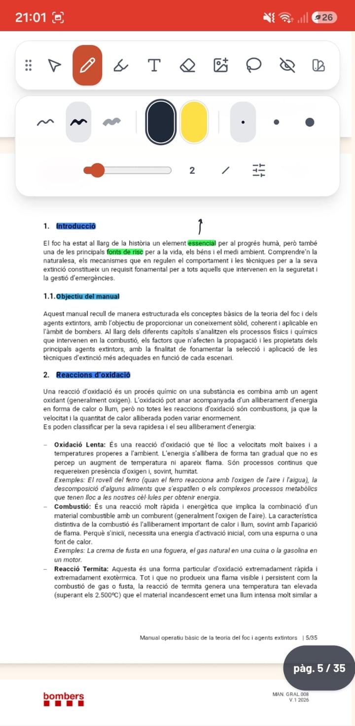 Visor del temari amb la barra d'eines de llapis oberta i paràgrafs subratllats en colors sobre el manual de teoria del foc